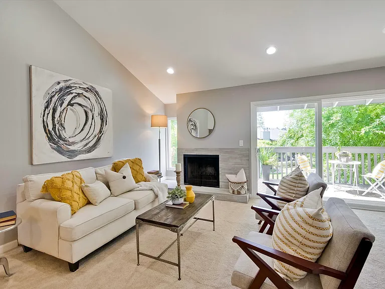 2258 Almaden Rd #B — Photo 2