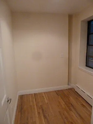 Rented by Chartwell Manhattan Realty | media 27