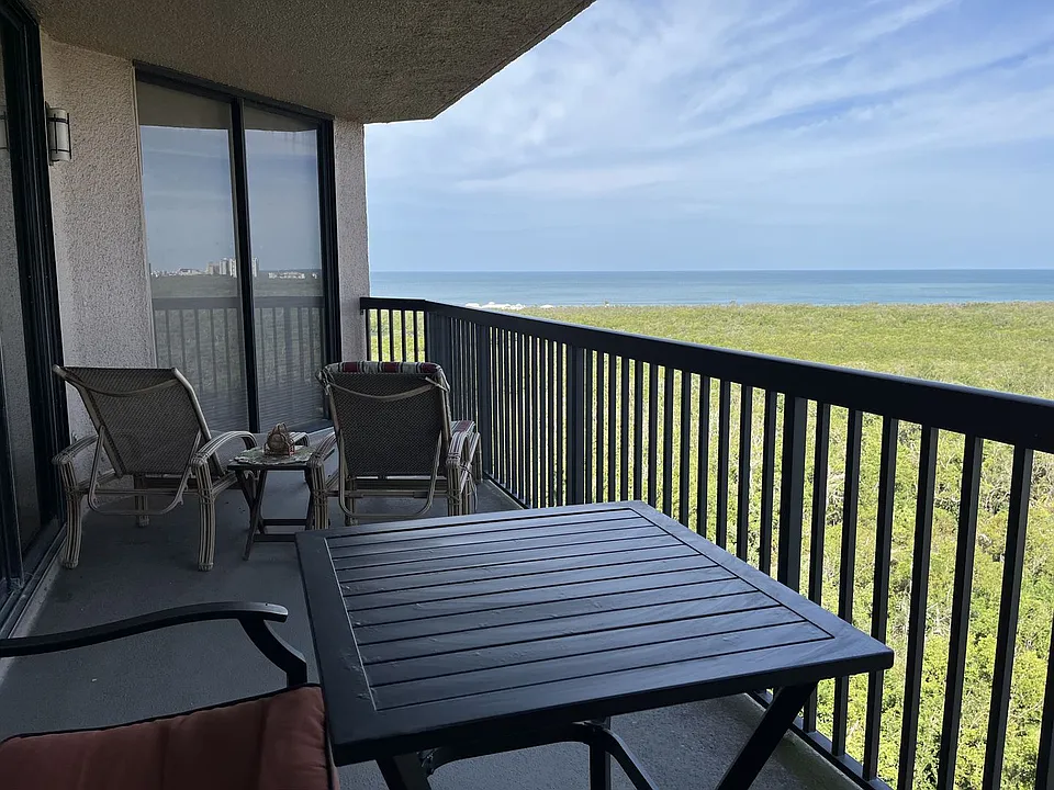 6075 Pelican Bay Blvd #1204