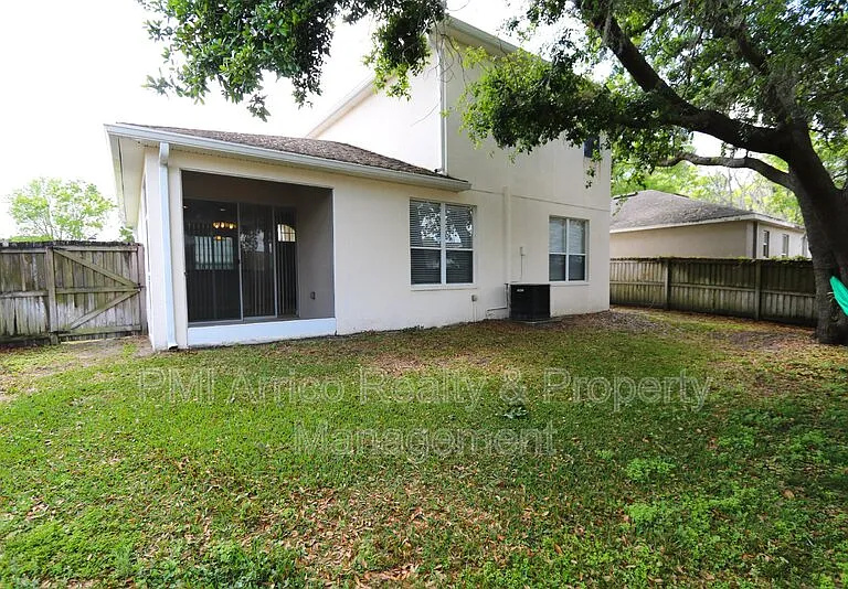 622 Breezeway Ct — Photo 24
