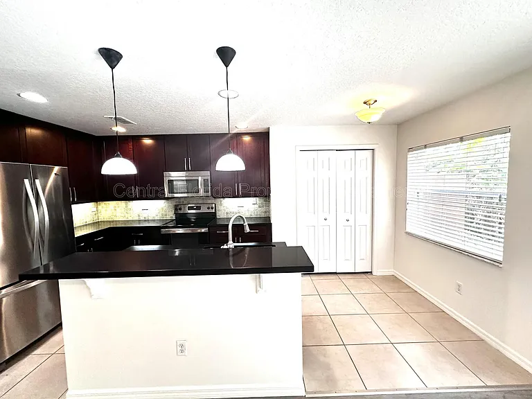 3845 Silverbell Loop — Photo 5