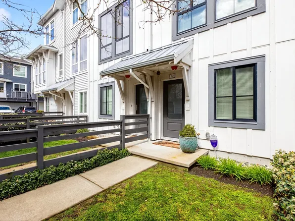 4716 Orca Way #10, Tsawwassen, BC V4M 0E5