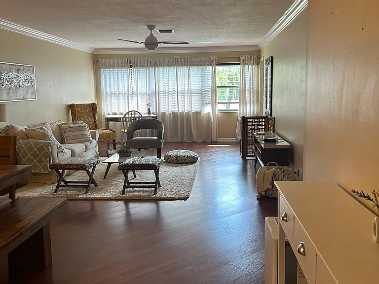2907 SW 21st Ter #26B2 — Photo 2