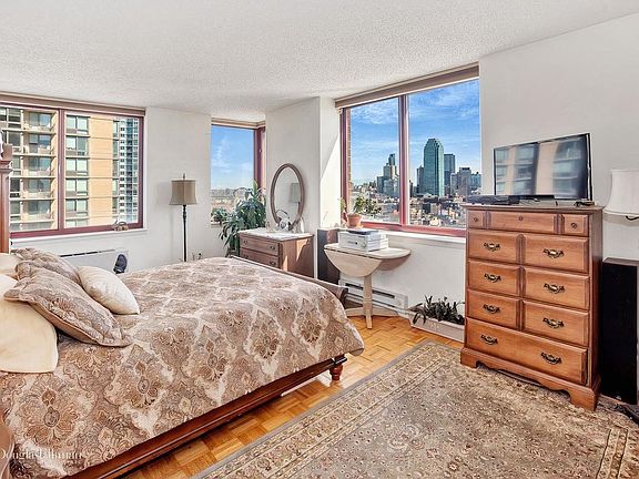 2nd image of 474 48th Ave APT 19G