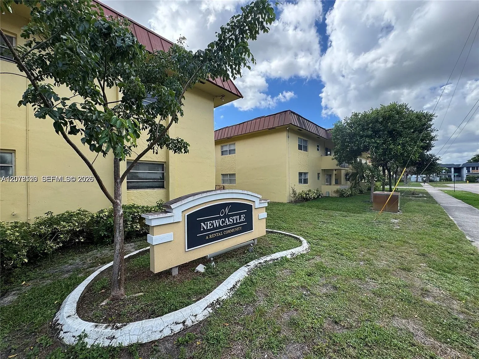1 bed, 1.0 bath, $1,400 — Photo 1