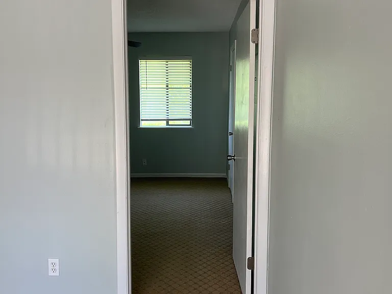 216 Oleander Dr #2 — Photo 10