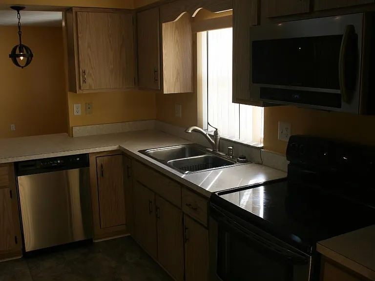 15335 SW 43rd Avenue Rd — Photo 24