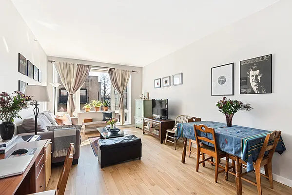 Rented by Douglas Elliman | media 7