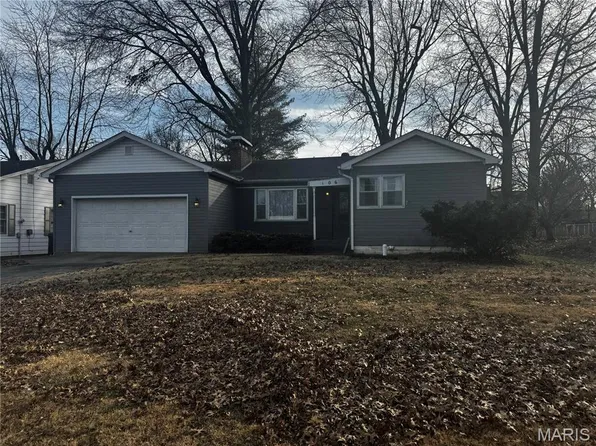 106 Weston St, Troy, IL 62294