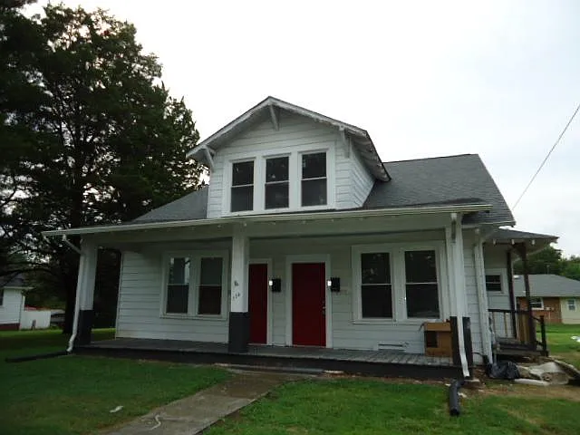 120 Hurt St