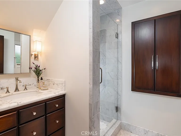 230 High Dr — Photo 22