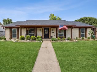 7823 Querida Ln, Dallas, TX 75248