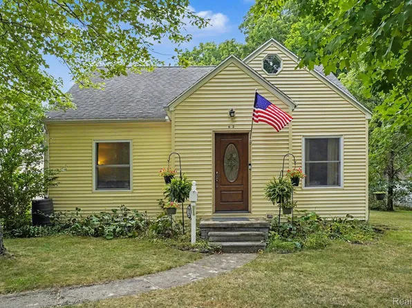 612 S East St, Fenton, MI 48430