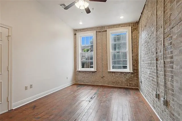 Building Photo - 438 Dauphine St #3B