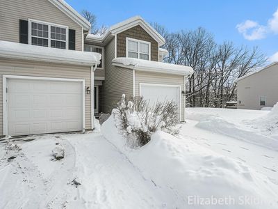 1786 Park Trl NE, Grand Rapids, MI, 49525