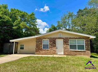 102 Varee Dr, Warner Robins, GA 31093