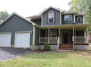 1279 Lace Dr, East Stroudsburg, PA 18302