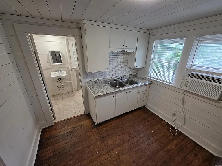3519 Pike Ave #B — Photo 2