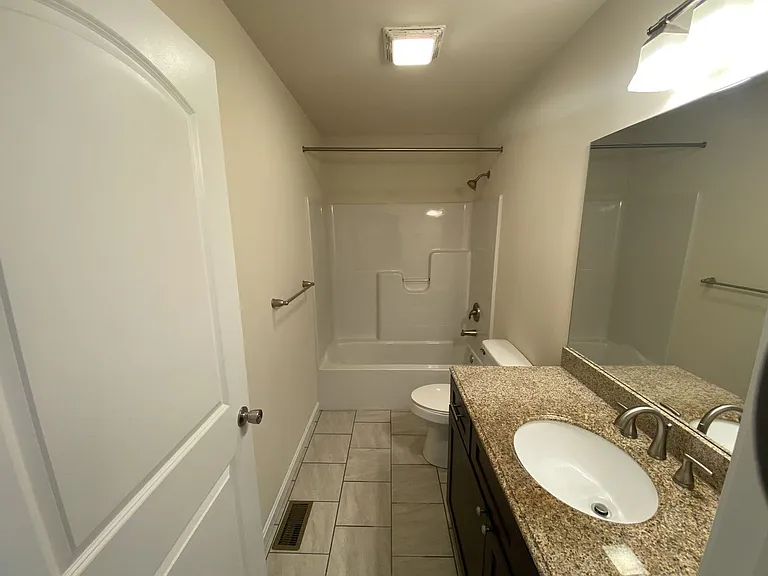 2800 Monticello Ln — Photo 14