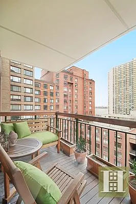 Sold by Halstead Real Estate | media 2