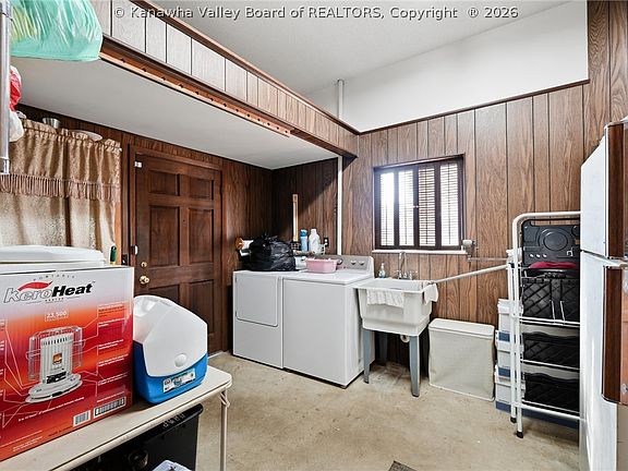 5th image of 65 Dairy Rd