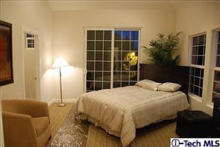 4th image of 1027 W Angeleno Ave APT 105