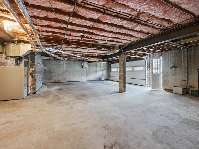 5 Lilac Ln — Photo 27