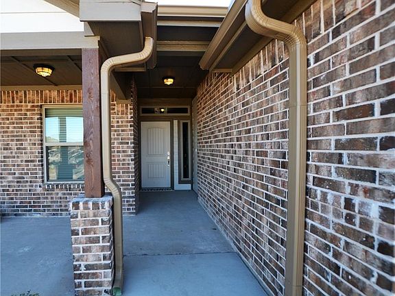 2nd image of 3516 Ballam St