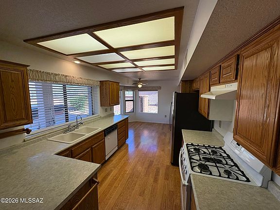 2nd image of 1437 E Bright Angel Dr