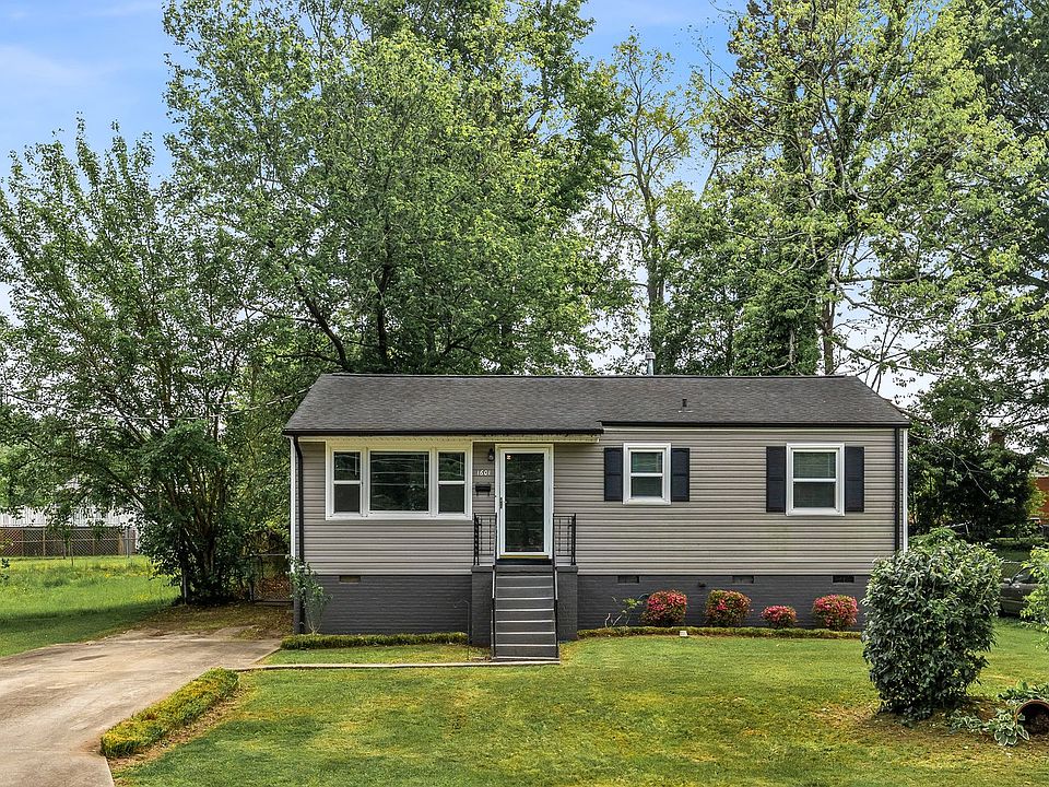 1st image of 1601 Crystal Ln