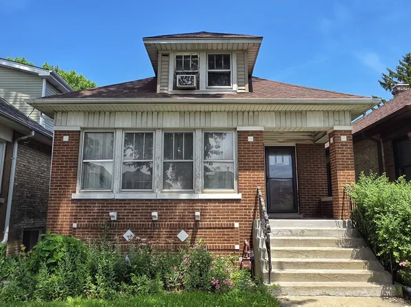5020 W Dakin St, Chicago, IL 60641