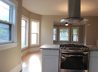 1835 Kenwood Pkwy, Minneapolis, MN 55405