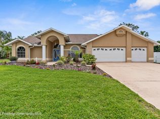 18242 Autumn Lake Blvd, Hudson, FL 34667