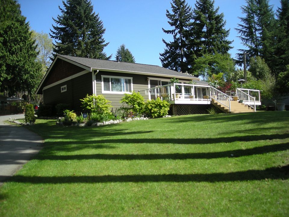 1st image of 13048 Holmes Point Dr NE