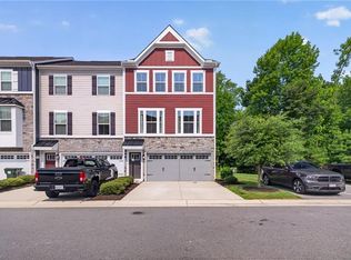 954 Gabion Way, Chesapeake, VA 23323