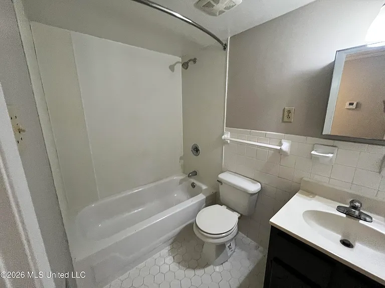 1598 Custer Dr — Photo 16