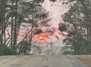 122 Lake Glen Cir, Etoile, TX 75944