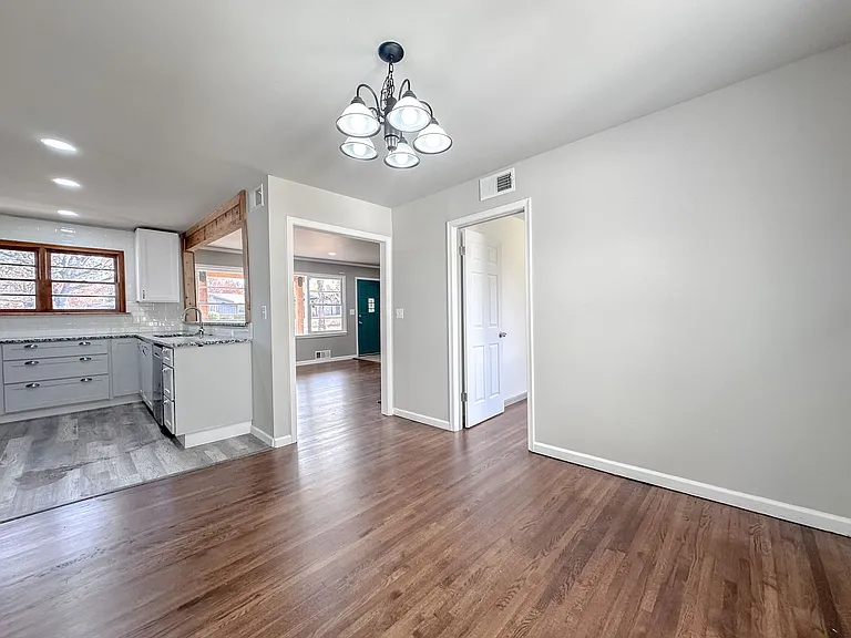4004 S Toledo Ave — Photo 13