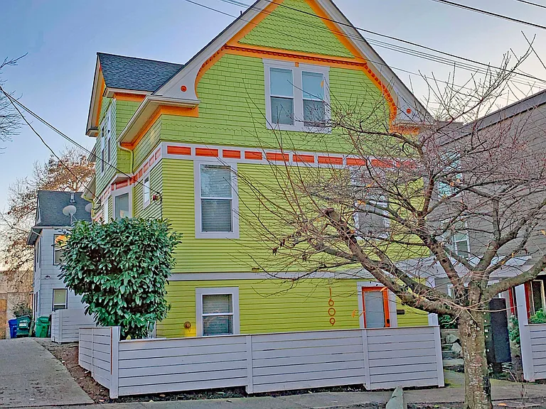 1609 E Columbia St #4 — Photo 1