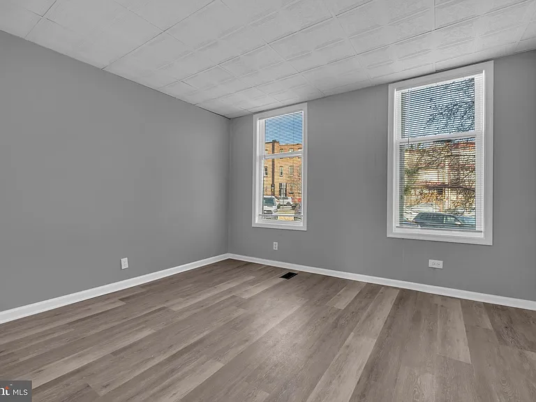 1725 Hollins St #1 — Photo 17