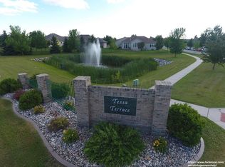 211 48th Ave SW, Moorhead, MN 56560