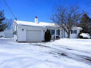 34 Riverbend Dr, Cumberland, NS B4H 3Y1