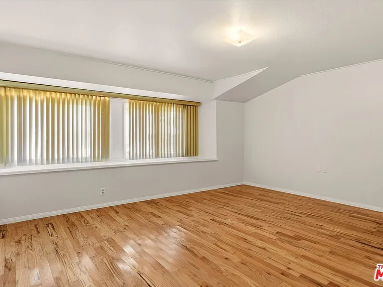 4131 Mantova Dr — Photo 11