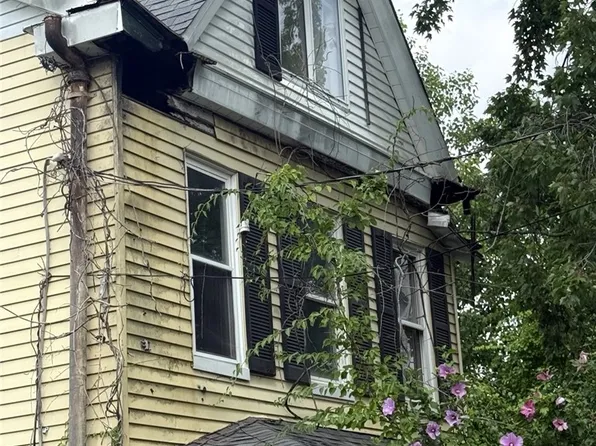 95 Climax St, Pittsburgh, PA 15210
