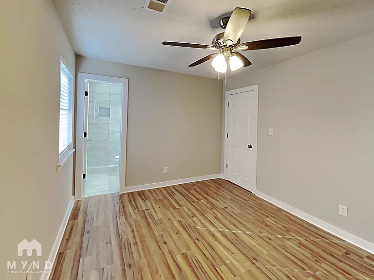 325 Morris Dr SE — Photo 5
