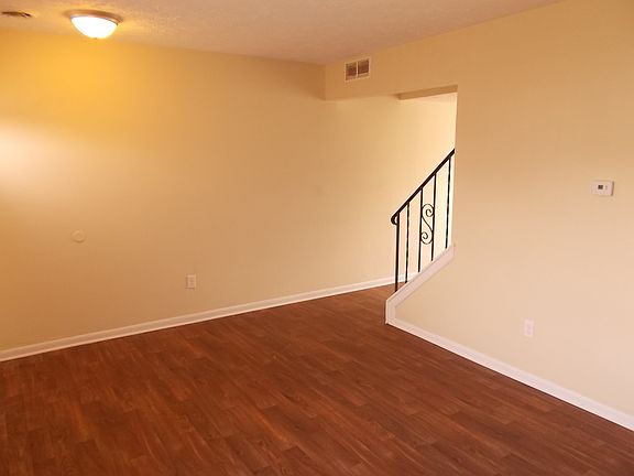 2nd image of 348 Jefferson Ave APT 49