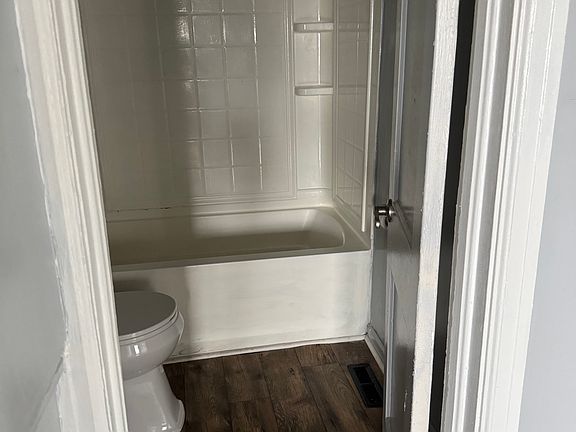 3rd image of 706 Maryland Ave