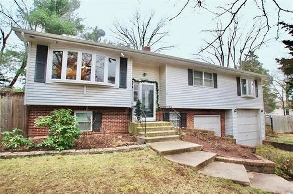 3 bed, 1960 sqft, $4,500 — Photo 2