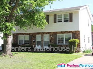 3320 Valdez Ct, Des Moines, IA 50310