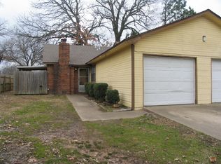 8918 Bryn Mawr Cir, Fort Smith, AR 72908
